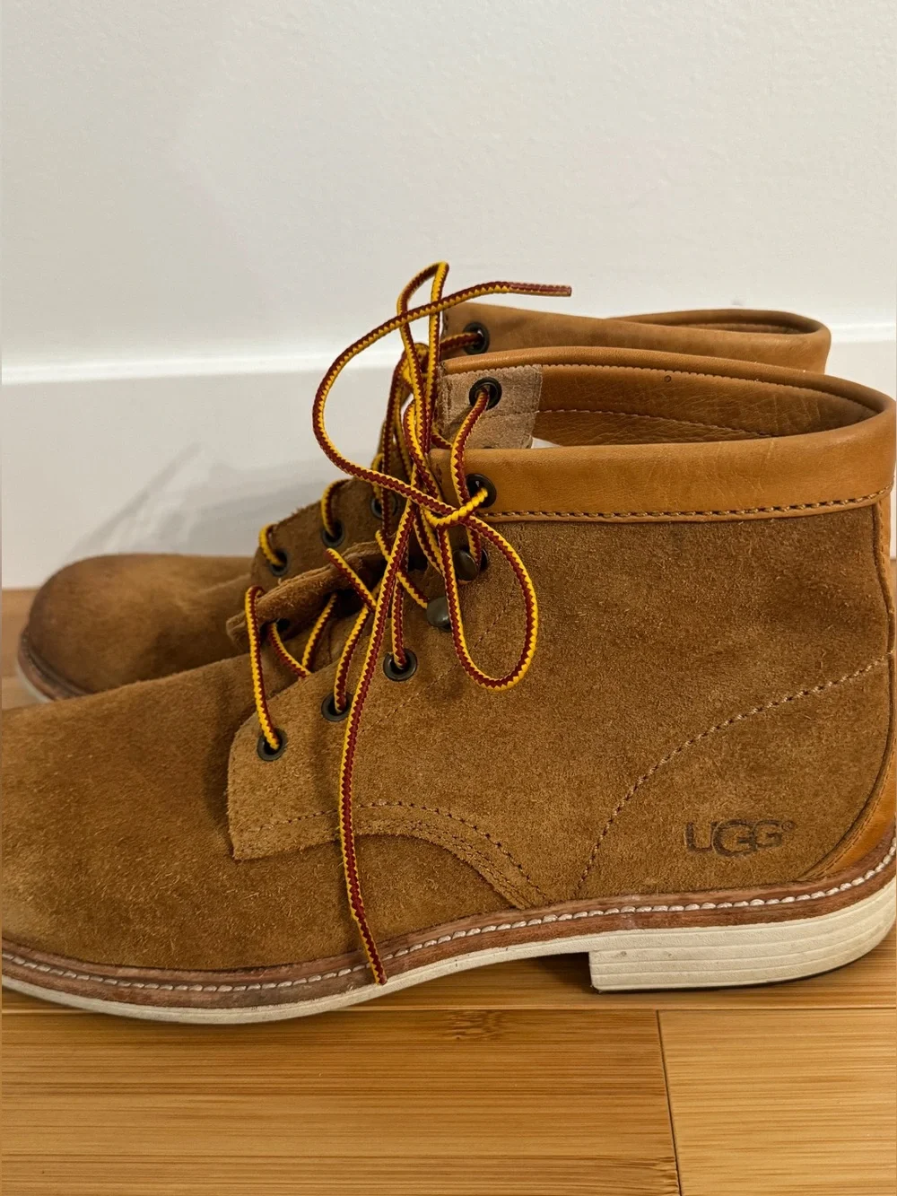 UGG Australia Men's VESTMAR BOOTS Chestnut  Lace Up Shoes Size 11